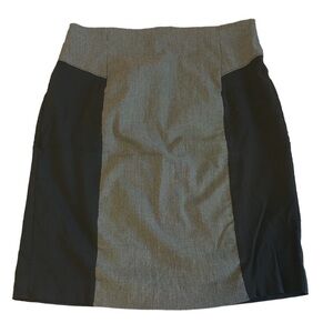 VAN HEUSEN Skirt Women's Size US4 Black Stretch Extensible Solid Grid Print